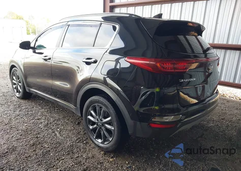2020 Kia Sportage S z USA, uszkodzony, nr VIN KNDP63AC5L7755924